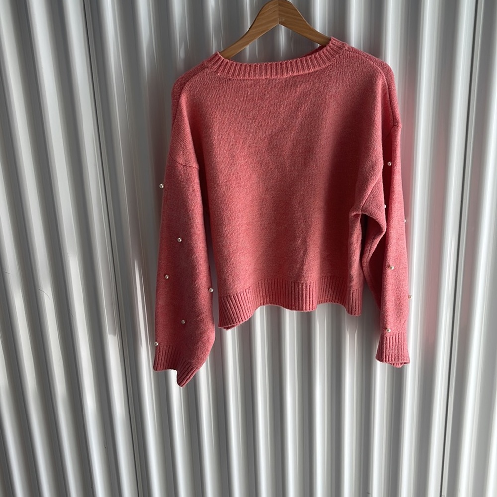 Pink sweater - Picture 3 of 3